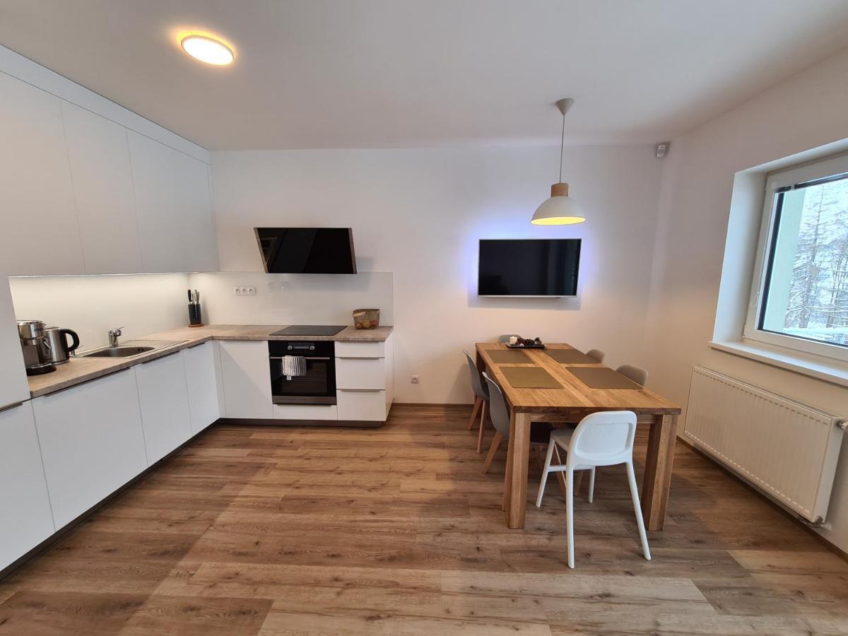 Apartman Utulno: Relax, Sauna A Vyberova Kava Горні-Маршов Екстер'єр фото